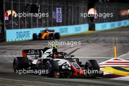 Kevin Magnussen (DEN) Haas VF-18. 16.09.2018. Formula 1 World Championship, Rd 15, Singapore Grand Prix, Marina Bay Street Circuit, Singapore, Race Day.