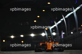 Stoffel Vandoorne (BEL) McLaren MCL33. 16.09.2018. Formula 1 World Championship, Rd 15, Singapore Grand Prix, Marina Bay Street Circuit, Singapore, Race Day.