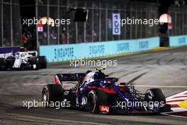 Charles Leclerc (MON) Sauber F1 Team C37. 16.09.2018. Formula 1 World Championship, Rd 15, Singapore Grand Prix, Marina Bay Street Circuit, Singapore, Race Day.