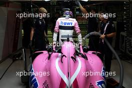 Sergio Perez (MEX) Racing Point Force India F1 VJM11. 15.09.2018. Formula 1 World Championship, Rd 15, Singapore Grand Prix, Marina Bay Street Circuit, Singapore, Qualifying Day.
