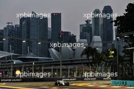 Marcus Ericsson (SWE) Sauber C37. 15.09.2018. Formula 1 World Championship, Rd 15, Singapore Grand Prix, Marina Bay Street Circuit, Singapore, Qualifying Day.