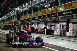 Pierre Gasly (FRA) Scuderia Toro Rosso STR13. 15.09.2018. Formula 1 World Championship, Rd 15, Singapore Grand Prix, Marina Bay Street Circuit, Singapore, Qualifying Day.