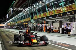 Max Verstappen (NLD) Red Bull Racing RB14. 15.09.2018. Formula 1 World Championship, Rd 15, Singapore Grand Prix, Marina Bay Street Circuit, Singapore, Qualifying Day.