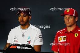 (L to R): Lewis Hamilton (GBR) Mercedes AMG F1 and Kimi Raikkonen (FIN) Ferrari in the FIA Press Conference. 13.09.2018. Formula 1 World Championship, Rd 15, Singapore Grand Prix, Marina Bay Street Circuit, Singapore, Preparation Day.