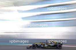Nico Hulkenberg (GER) Renault Sport F1 Team  23.11.2018. Formula 1 World Championship, Rd 21, Abu Dhabi Grand Prix, Yas Marina Circuit, Abu Dhabi, Practice Day.