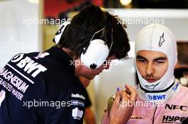 Sergio Perez (MEX) Racing Point Force India F1 Team. 23.11.2018. Formula 1 World Championship, Rd 21, Abu Dhabi Grand Prix, Yas Marina Circuit, Abu Dhabi, Practice Day.