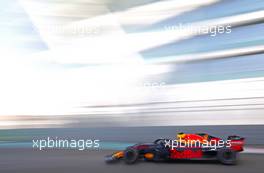 Daniel Ricciardo (AUS) Red Bull Racing  23.11.2018. Formula 1 World Championship, Rd 21, Abu Dhabi Grand Prix, Yas Marina Circuit, Abu Dhabi, Practice Day.