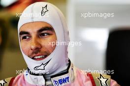 Sergio Perez (MEX) Racing Point Force India F1 Team. 23.11.2018. Formula 1 World Championship, Rd 21, Abu Dhabi Grand Prix, Yas Marina Circuit, Abu Dhabi, Practice Day.