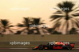 Daniel Ricciardo (AUS) Red Bull Racing  23.11.2018. Formula 1 World Championship, Rd 21, Abu Dhabi Grand Prix, Yas Marina Circuit, Abu Dhabi, Practice Day.