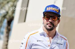 Fernando Alonso (ESP) McLaren. 23.11.2018. Formula 1 World Championship, Rd 21, Abu Dhabi Grand Prix, Yas Marina Circuit, Abu Dhabi, Practice Day.