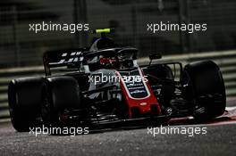 Kevin Magnussen (DEN) Haas VF-18. 23.11.2018. Formula 1 World Championship, Rd 21, Abu Dhabi Grand Prix, Yas Marina Circuit, Abu Dhabi, Practice Day.