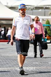 Fernando Alonso (ESP) McLaren. 23.11.2018. Formula 1 World Championship, Rd 21, Abu Dhabi Grand Prix, Yas Marina Circuit, Abu Dhabi, Practice Day.