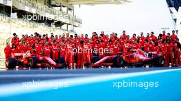Kimi Raikkonen (FIN) Ferrari and Sebastian Vettel (GER) Ferrari at a team photograph. 23.11.2018. Formula 1 World Championship, Rd 21, Abu Dhabi Grand Prix, Yas Marina Circuit, Abu Dhabi, Practice Day.
