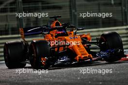 Fernando Alonso (ESP) McLaren MCL33. 23.11.2018. Formula 1 World Championship, Rd 21, Abu Dhabi Grand Prix, Yas Marina Circuit, Abu Dhabi, Practice Day.