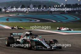 Lewis Hamilton (GBR) Mercedes AMG F1 W09. 25.11.2018. Formula 1 World Championship, Rd 21, Abu Dhabi Grand Prix, Yas Marina Circuit, Abu Dhabi, Race Day.