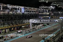 Sergio Perez (MEX) Racing Point Force India F1 VJM11. 25.11.2018. Formula 1 World Championship, Rd 21, Abu Dhabi Grand Prix, Yas Marina Circuit, Abu Dhabi, Race Day.