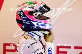 Sergio Perez (MEX) Racing Point Force India F1 Team. 24.11.2018. Formula 1 World Championship, Rd 21, Abu Dhabi Grand Prix, Yas Marina Circuit, Abu Dhabi, Qualifying Day.