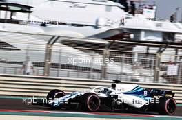 Lance Stroll (CDN) Williams FW41. 24.11.2018. Formula 1 World Championship, Rd 21, Abu Dhabi Grand Prix, Yas Marina Circuit, Abu Dhabi, Qualifying Day.