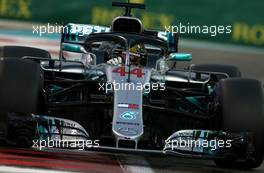 Lewis Hamilton (GBR) Mercedes AMG F1   24.11.2018. Formula 1 World Championship, Rd 21, Abu Dhabi Grand Prix, Yas Marina Circuit, Abu Dhabi, Qualifying Day.