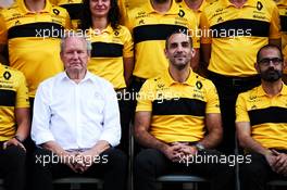 (L to R): Jerome Stoll (FRA) Renault Sport F1 President; Cyril Abiteboul (FRA) Renault Sport F1 Managing Director; and Thierry Koskas (FRA) Renault Executive Vice President, Sales & Marketing, at a team photograph. 25.11.2018. Formula 1 World Championship, Rd 21, Abu Dhabi Grand Prix, Yas Marina Circuit, Abu Dhabi, Race Day.