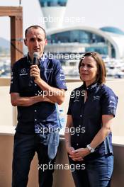 (L to R): Robert Kubica (POL) Williams Reserve and Development Driver with Claire Williams (GBR) Williams Deputy Team Principal. 22.11.2018. Formula 1 World Championship, Rd 21, Abu Dhabi Grand Prix, Yas Marina Circuit, Abu Dhabi, Preparation Day.