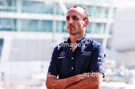 Robert Kubica (POL) Williams Reserve and Development Driver. 22.11.2018. Formula 1 World Championship, Rd 21, Abu Dhabi Grand Prix, Yas Marina Circuit, Abu Dhabi, Preparation Day.