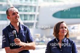 (L to R): Robert Kubica (POL) Williams Reserve and Development Driver with Claire Williams (GBR) Williams Deputy Team Principal. 22.11.2018. Formula 1 World Championship, Rd 21, Abu Dhabi Grand Prix, Yas Marina Circuit, Abu Dhabi, Preparation Day.