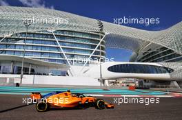 Carlos Sainz Jr (ESP) McLaren MCL33. 28.11.2018. Formula 1 Testing, Yas Marina Circuit, Abu Dhabi, Wednesday.