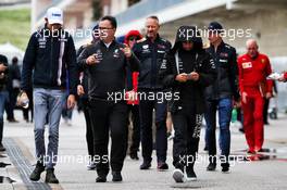 (L to R): Esteban Ocon (FRA) Racing Point Force India F1 Team with Ron Meadows (GBR) Mercedes GP Team Manager and Lewis Hamilton (GBR) Mercedes AMG F1. 19.10.2018. Formula 1 World Championship, Rd 18, United States Grand Prix, Austin, Texas, USA, Practice Day.