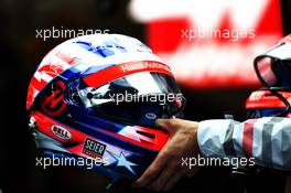 The helmet of Romain Grosjean (FRA) Haas F1 Team. 19.10.2018. Formula 1 World Championship, Rd 18, United States Grand Prix, Austin, Texas, USA, Practice Day.