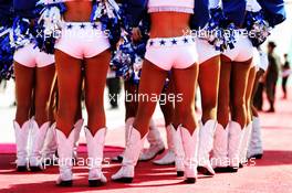 Dallas Cowboys Cheerleaders on the grid. 21.10.2018. Formula 1 World Championship, Rd 18, United States Grand Prix, Austin, Texas, USA, Race Day.