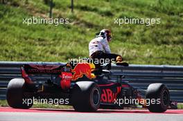 Daniel Ricciardo (AUS) Red Bull Racing RB14 retired from the race. 21.10.2018. Formula 1 World Championship, Rd 18, United States Grand Prix, Austin, Texas, USA, Race Day.