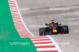 Daniel Ricciardo (AUS) Red Bull Racing RB14. 21.10.2018. Formula 1 World Championship, Rd 18, United States Grand Prix, Austin, Texas, USA, Race Day.