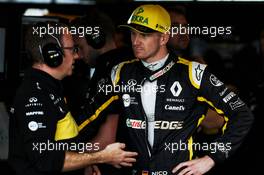 Nico Hulkenberg (GER) Renault Sport F1 Team with Mark Slade (GBR) Renault Sport F1 Team Race Engineer. 20.10.2018. Formula 1 World Championship, Rd 18, United States Grand Prix, Austin, Texas, USA, Qualifying Day.