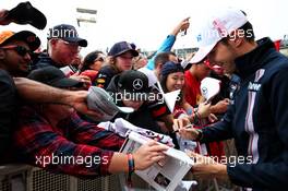 Esteban Ocon (FRA) Racing Point Force India F1 Team signs autographs for the fans. 20.10.2018. Formula 1 World Championship, Rd 18, United States Grand Prix, Austin, Texas, USA, Qualifying Day.