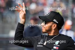 Lewis Hamilton (GBR) Mercedes AMG F1 on the drivers parade. 21.10.2018. Formula 1 World Championship, Rd 18, United States Grand Prix, Austin, Texas, USA, Race Day.