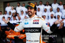 Fernando Alonso (ESP) McLaren MCL33 at a team photograph. 21.10.2018. Formula 1 World Championship, Rd 18, United States Grand Prix, Austin, Texas, USA, Race Day.