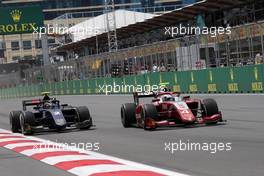 Race 2, Tadasuke Makino (JAP) RUSSIAN TIME and Nyck De Vries (HOL) PERTAMINA PREMA Theodore Racing 29.04.2018. FIA Formula 2 Championship, Rd 2, Baku, Azerbaijan, Sunday.
