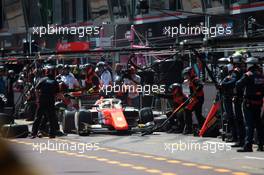 Race 1, Pit stop, Roberto Merhi (ESP) MP Motorsport 25.05.2018. FIA Formula 2 Championship, Rd 4, Monte Carlo, Monaco, Friday.
