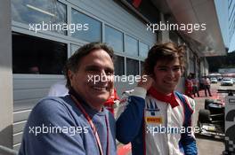 Race 2, 2nd place Pedro Piquet (BRA) Trident and his father Nelson Piquet (BRA) 01.07.2018. GP3 Series, Rd 3, Spielberg, Austria, Austria, Sunday.