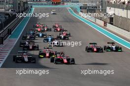 Race 1, Start of the race 24.11.2018. GP3 Series, Rd 9, Yas Marina Circuit, Abu Dhabi, UAE, Saturday.
