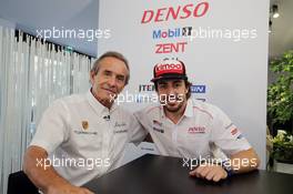 (L to R): Jacky Ickx (BEL) with Fernando Alonso (ESP) Toyota Gazoo Racing. 14.06.2018. FIA World Endurance Championship, Le Mans 24 Hours, Qualifying, Le Mans, France. Thursday.