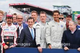 Fernando Alonso (ESP) Toyota Gazoo Racing on the grid with Michael Fassbender (IRE) Actor; Rafael Nadal (ESP) Tennis Player; and Jean Todt (FRA) FIA President. 16-17.06.2018. FIA World Endurance Championship, Le Mans 24 Hours, Race, Le Mans, France.