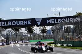 Antonio Giovinazzi (ITA) Alfa Romeo Racing C38. 15.03.2019. Formula 1 World Championship, Rd 1, Australian Grand Prix, Albert Park, Melbourne, Australia, Practice Day.