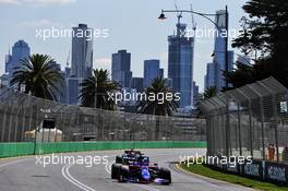 Daniil Kvyat (RUS) Scuderia Toro Rosso STR14. 15.03.2019. Formula 1 World Championship, Rd 1, Australian Grand Prix, Albert Park, Melbourne, Australia, Practice Day.