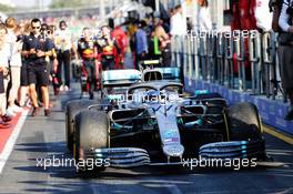 Race winner Valtteri Bottas (FIN) Mercedes AMG F1 W10 enters parc ferme. 17.03.2019. Formula 1 World Championship, Rd 1, Australian Grand Prix, Albert Park, Melbourne, Australia, Race Day.