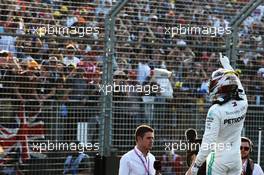 Lewis Hamilton (GBR) Mercedes AMG F1 celebrates his pole position in qualifying parc ferme. 16.03.2019. Formula 1 World Championship, Rd 1, Australian Grand Prix, Albert Park, Melbourne, Australia, Qualifying Day.