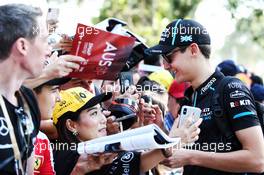 George Russell (GBR) Williams Racing with fans. 16.03.2019. Formula 1 World Championship, Rd 1, Australian Grand Prix, Albert Park, Melbourne, Australia, Qualifying Day.