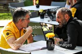 (L to R): Nick Chester (GBR) Renault F1 Team Chassis Technical Director with Cyril Abiteboul (FRA) Renault Sport F1 Managing Director. 14.03.2019. Formula 1 World Championship, Rd 1, Australian Grand Prix, Albert Park, Melbourne, Australia, Preparation Day.