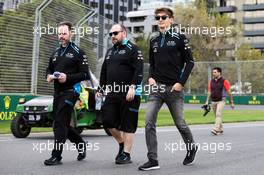 George Russell (GBR) Williams Racing walks the circuit with the team. 13.03.2019. Formula 1 World Championship, Rd 1, Australian Grand Prix, Albert Park, Melbourne, Australia, Preparation Day.